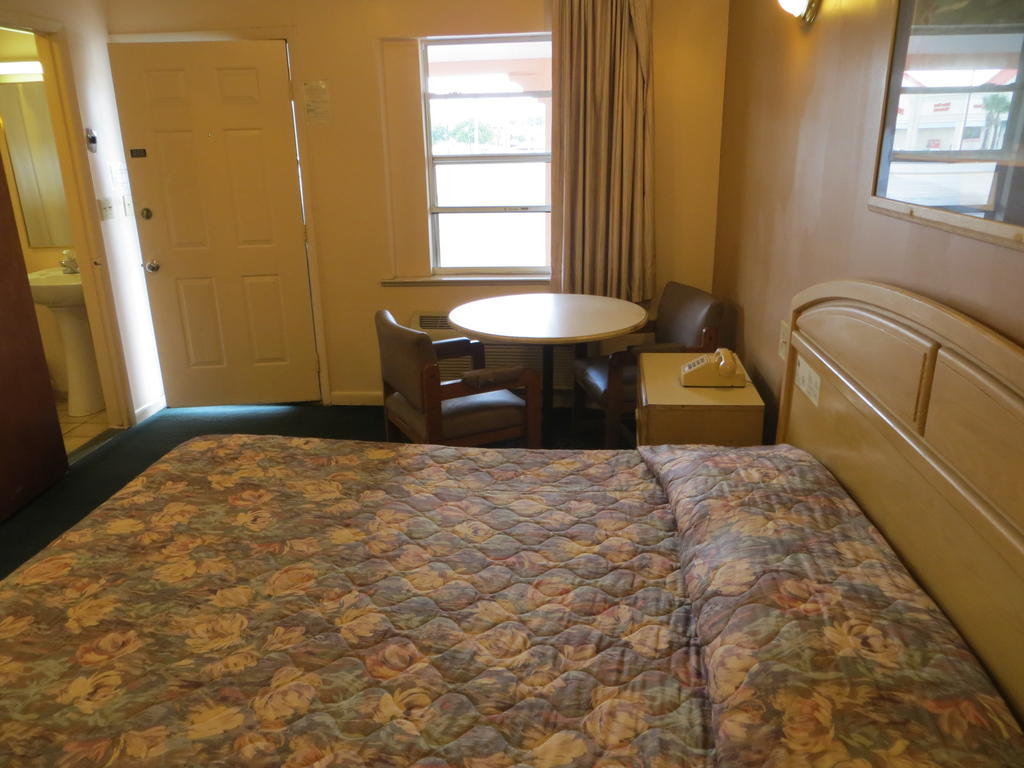 Budget Inn Sebring Camera foto